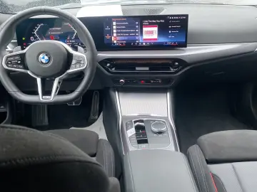 BMW 330 i Touring xDrive M Sport ACC HiFi