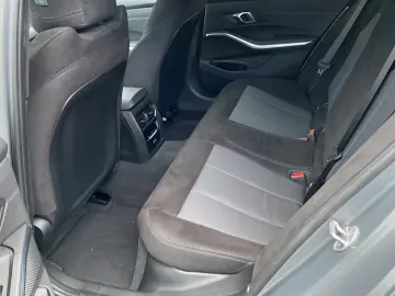 BMW 330 i Touring xDrive M Sport ACC HiFi