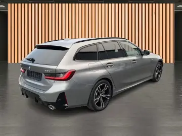 BMW 330 i Touring xDrive M Sport ACC HiFi