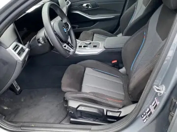 BMW 330 i Touring xDrive M Sport ACC HiFi