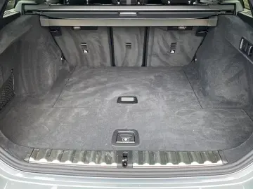 BMW 330 i Touring xDrive M Sport ACC HiFi