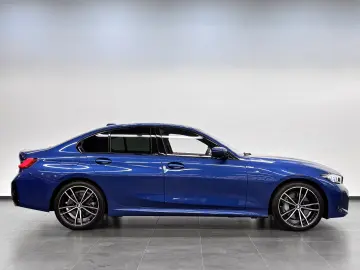 BMW 330i xDrive AUT. M-SPORT