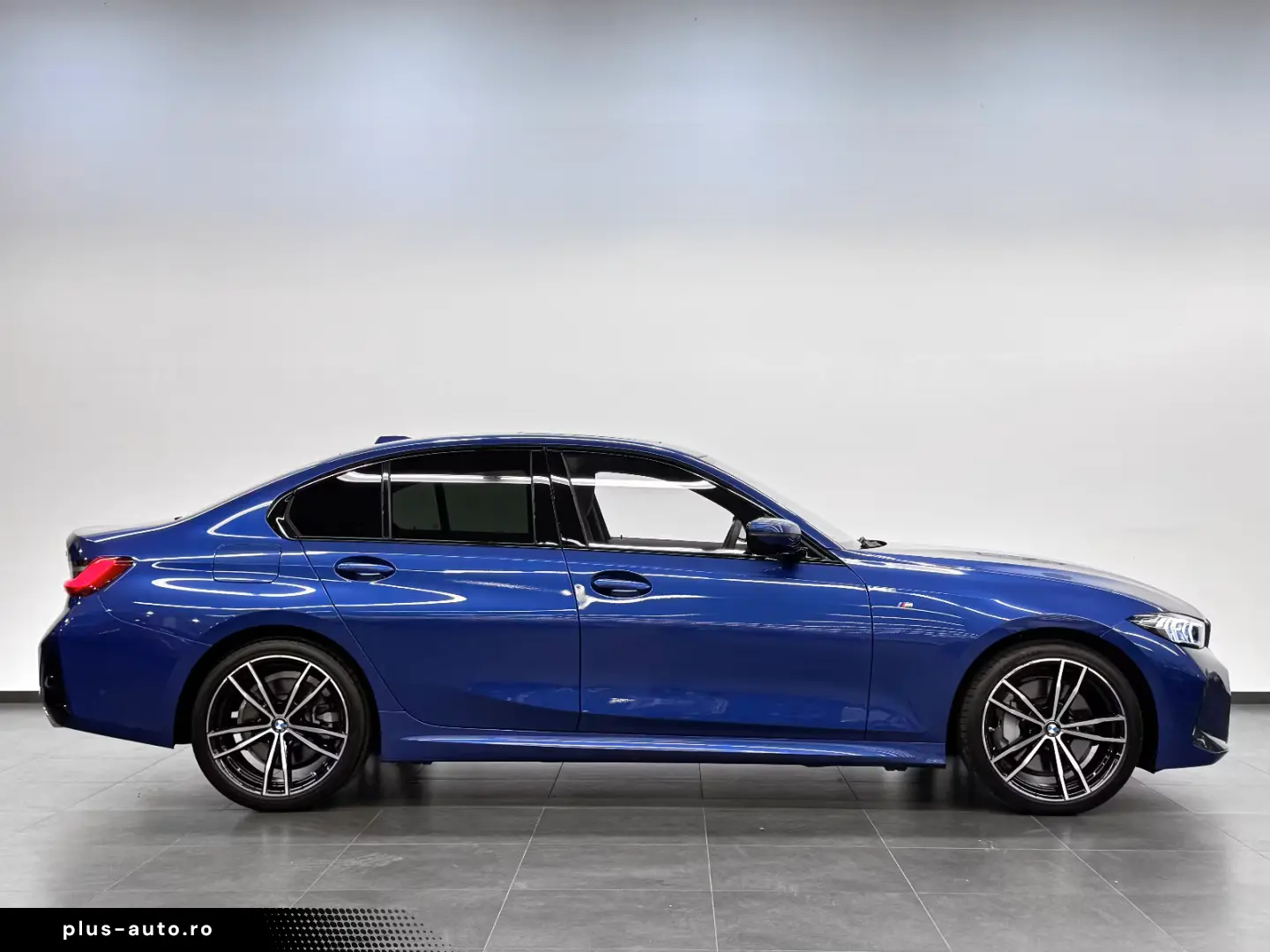 BMW 330i xDrive AUT. M-SPORT