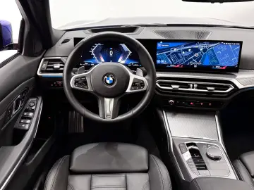 BMW 330i xDrive AUT. M-SPORT