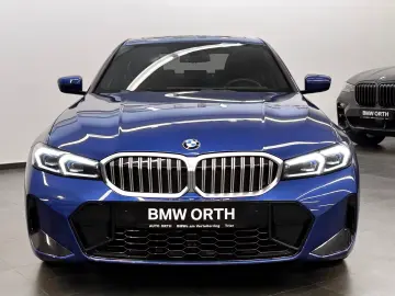 BMW 330i xDrive AUT. M-SPORT
