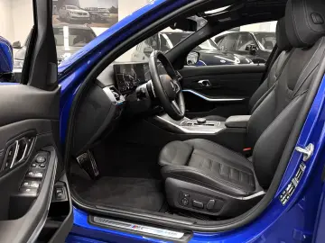 BMW 330i xDrive AUT. M-SPORT