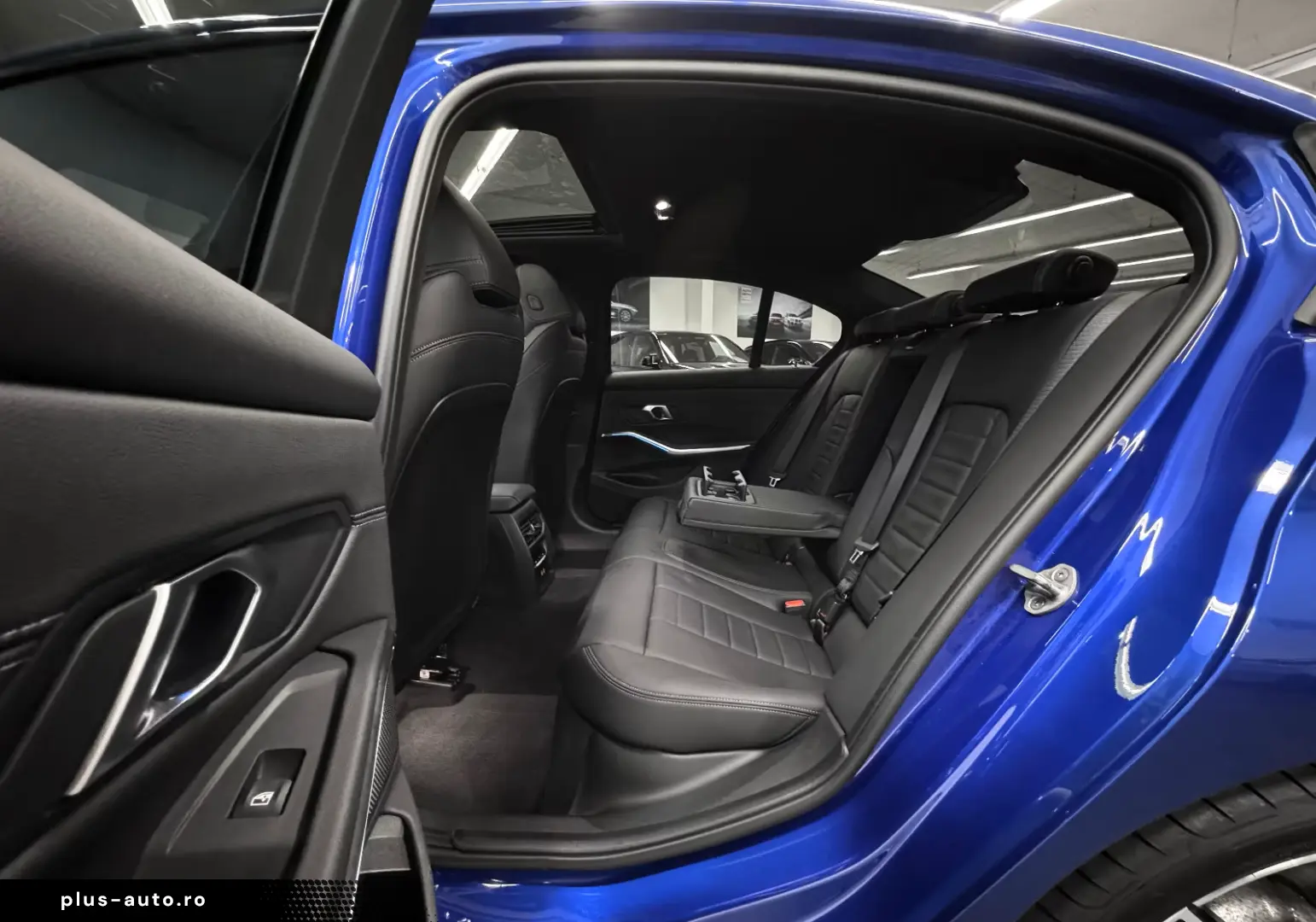 BMW 330i xDrive AUT. M-SPORT