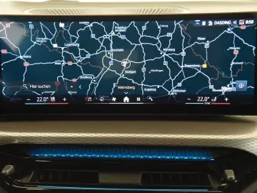 BMW 320d xDrive M Sport Pro ACC LED Keyless HUD