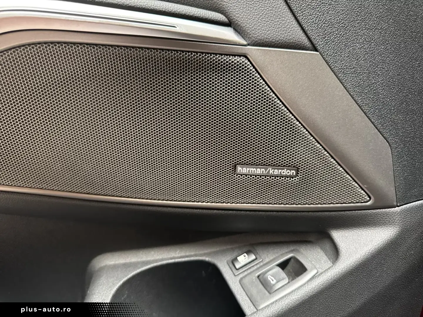 BMW 330e xDrive Touring M Sport Pro AHK Pano