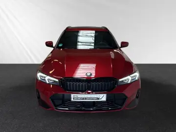 BMW 330e xDrive Touring M Sport Pro AHK Pano