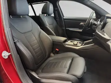 BMW 330e xDrive Touring M Sport Pro AHK Pano