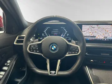 BMW 330e xDrive Touring M Sport Pro AHK Pano