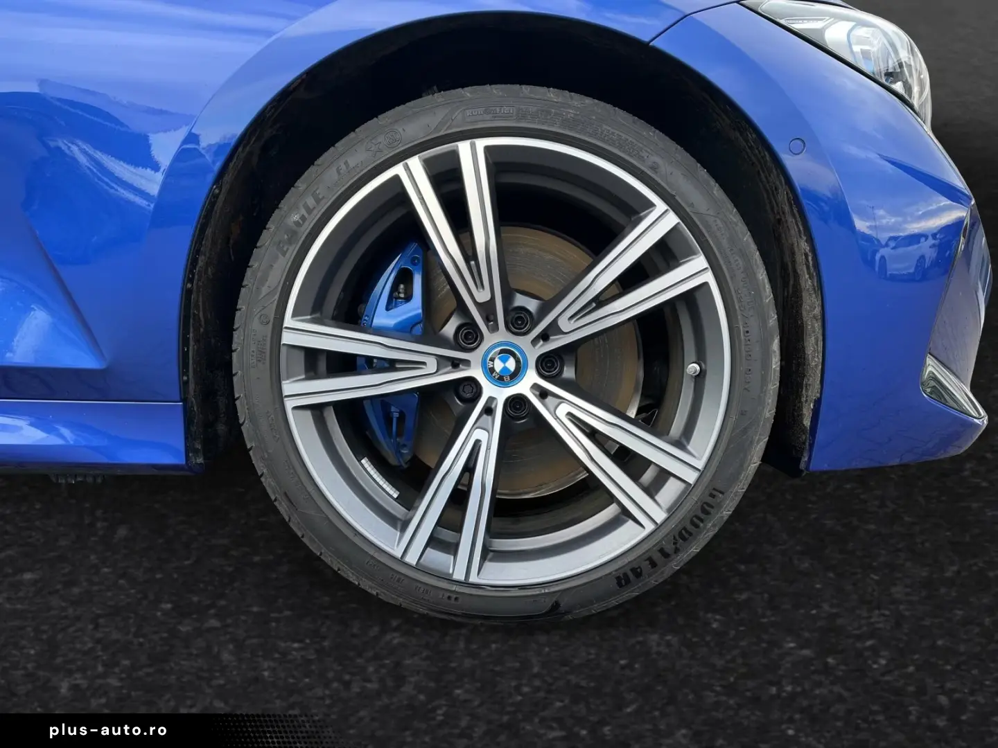 BMW 330e xDrive Touring M Sport Head-Up 19