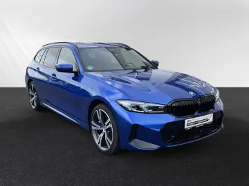 BMW 330e xDrive Touring M Sport Head-Up 19
