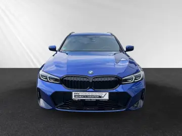 BMW 330e xDrive Touring M Sport Head-Up 19