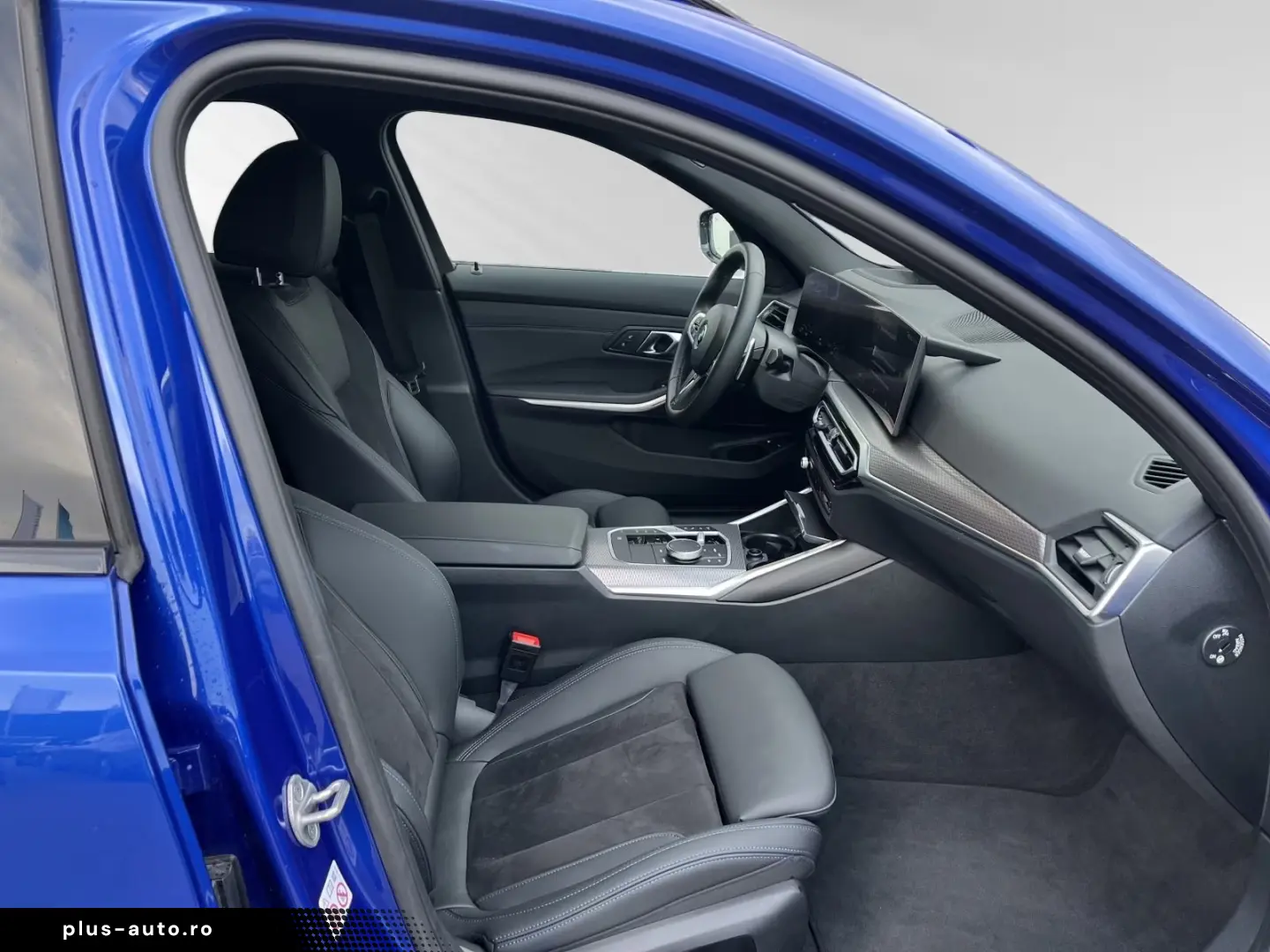 BMW 330e xDrive Touring M Sport Head-Up 19