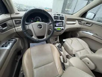 KIA SPORTAGE    2.0d