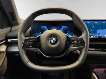 BMW 520d xDrive Head-Up Standhzg. DAProf. PA