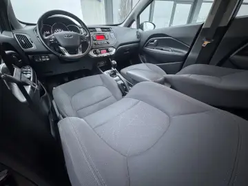 KIA RIO    EURO 5    CLIMA    START-STOP