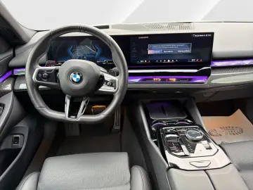 BMW 520d xDrive M Sport LivePro Head-Up