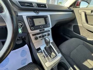 VOLKSWAGEN PASSAT    2.0 TDI    AUTOMAT