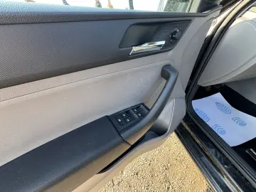 SEAT TOLEDO    1.2 TSI