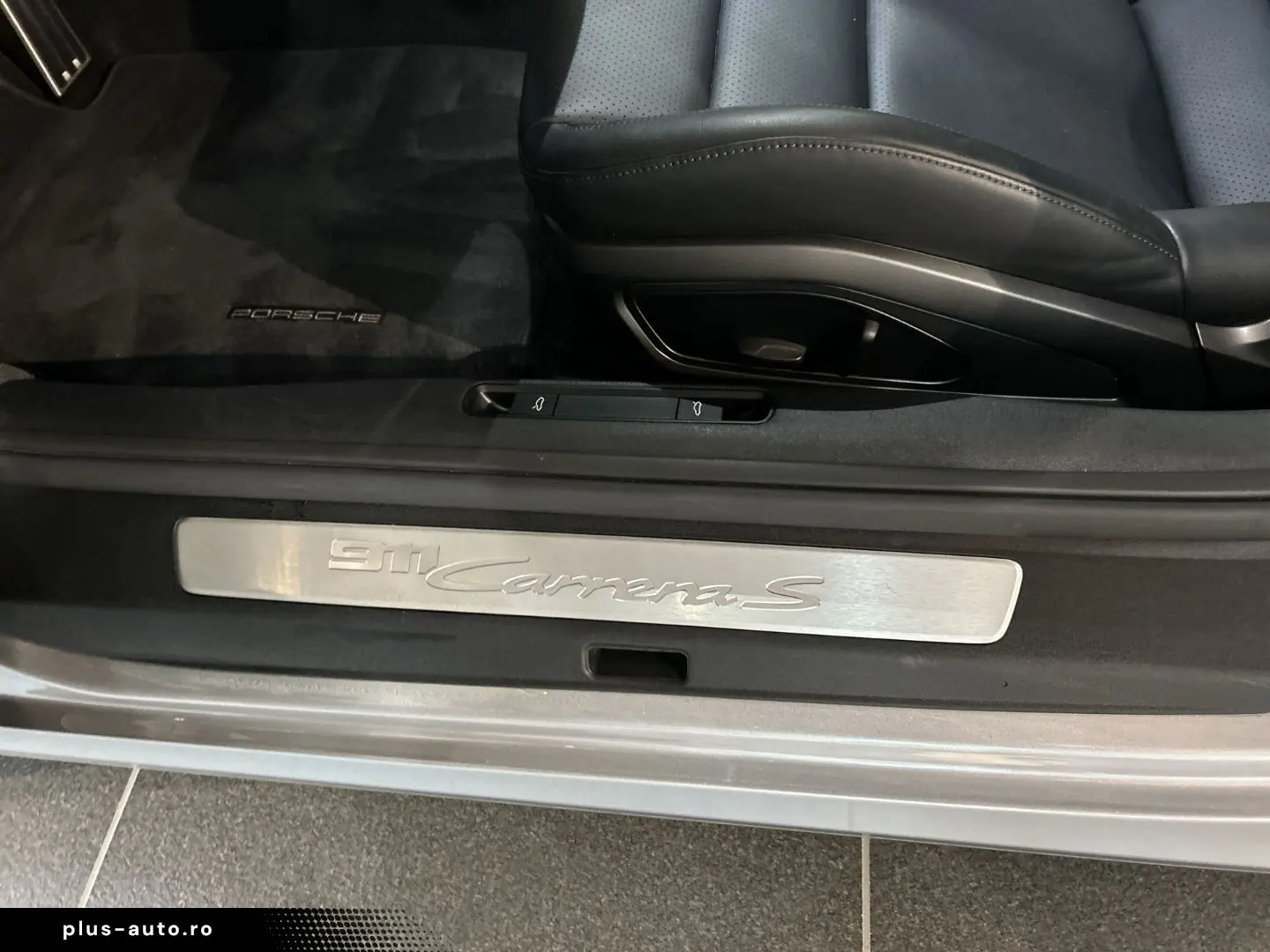 PORSCHE 992 911 Carrera S Cabrio