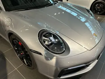 PORSCHE 992 911 Carrera S Cabrio