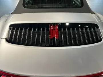 PORSCHE 992 911 Carrera S Cabrio