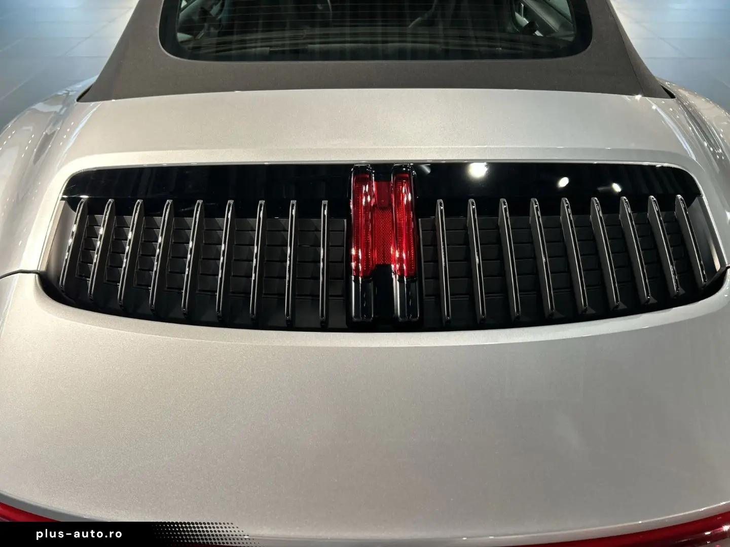 PORSCHE 992 911 Carrera S Cabrio