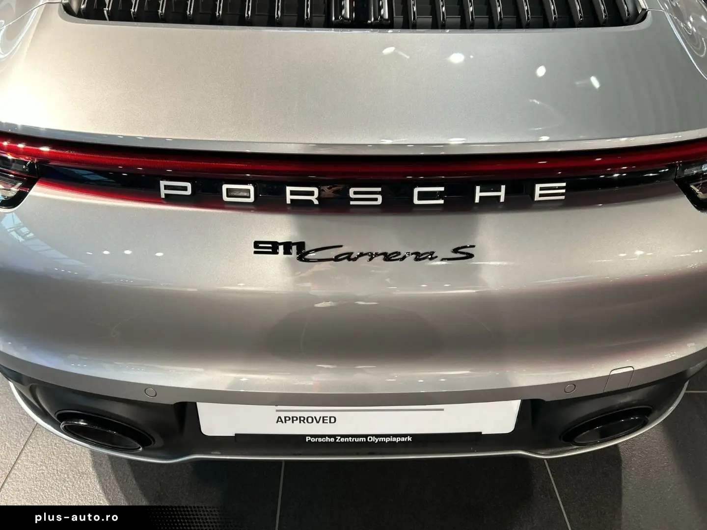 PORSCHE 992 911 Carrera S Cabrio