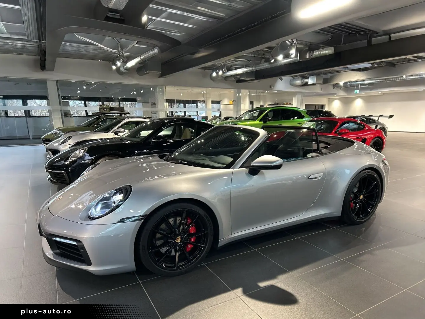 PORSCHE 992 911 Carrera S Cabrio