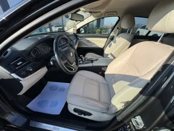 BMW 520d    xDrive