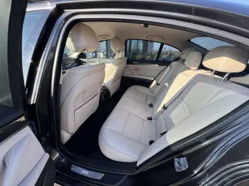 BMW 520d    xDrive