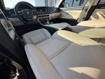 BMW 520d    xDrive