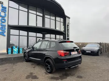 BMW X3 18d    sDrive