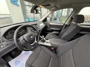 BMW X3 18d    sDrive