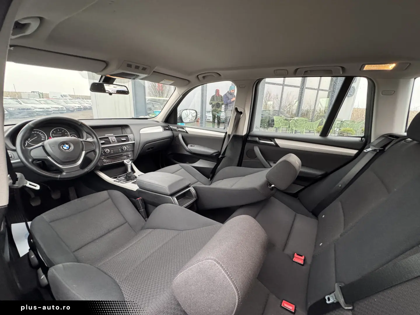 BMW X3 18d    sDrive