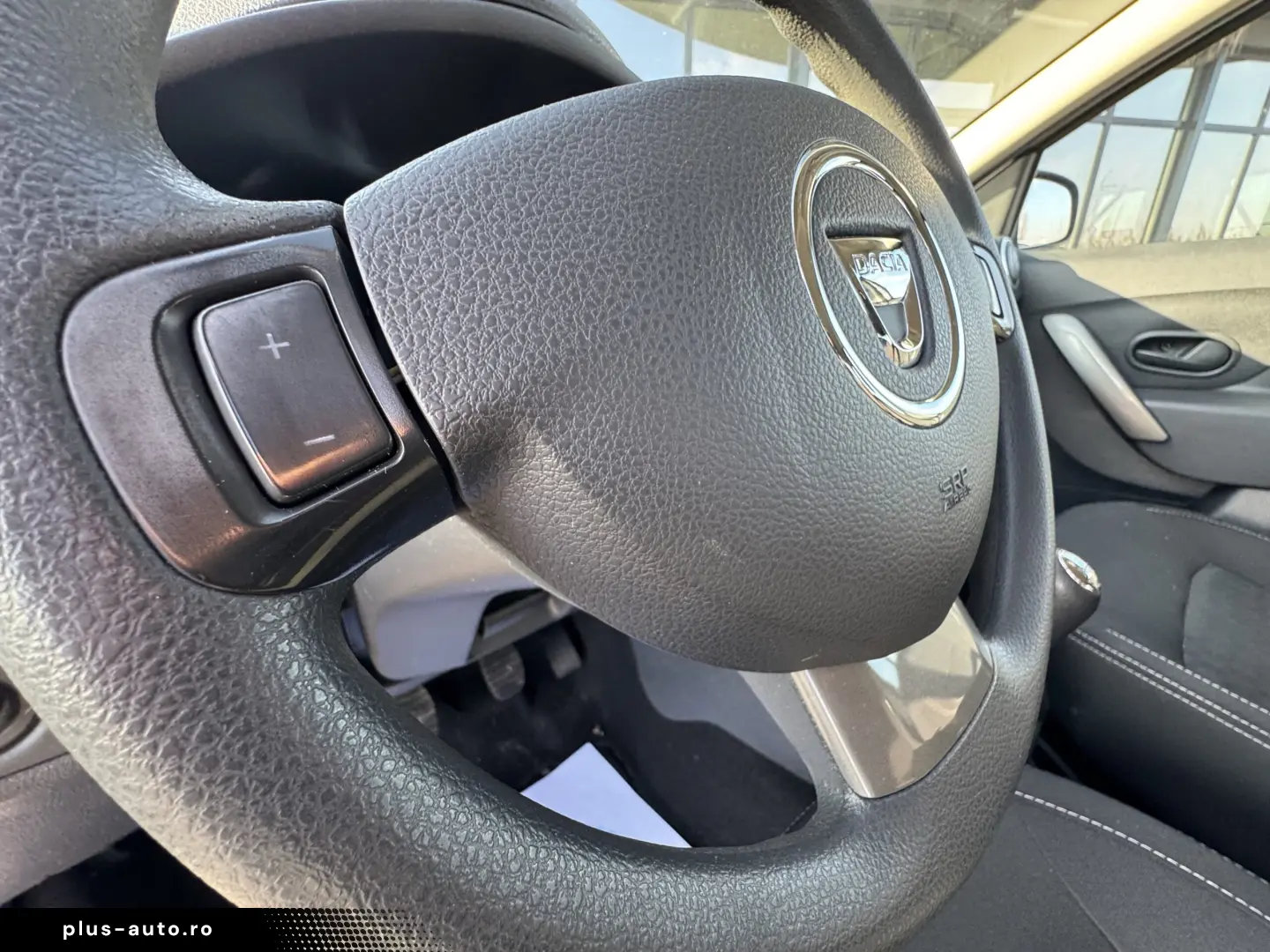 DACIA SANDERO    EURO 6    NAVIGATIE    AC