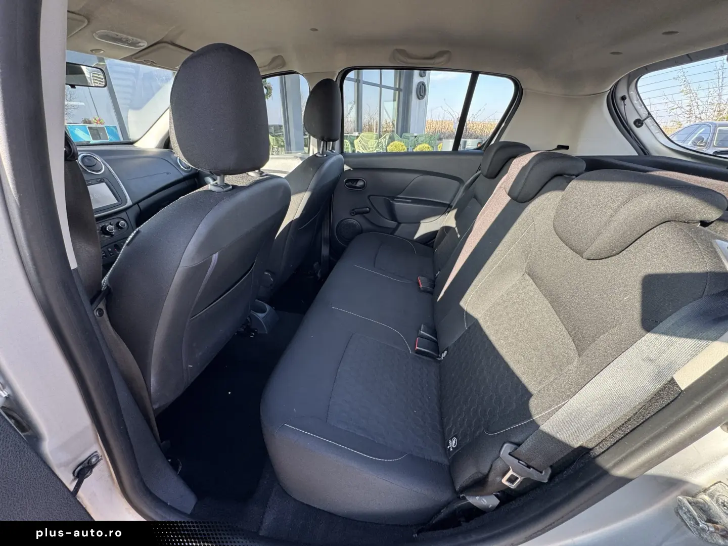 DACIA SANDERO    EURO 6    NAVIGATIE    AC