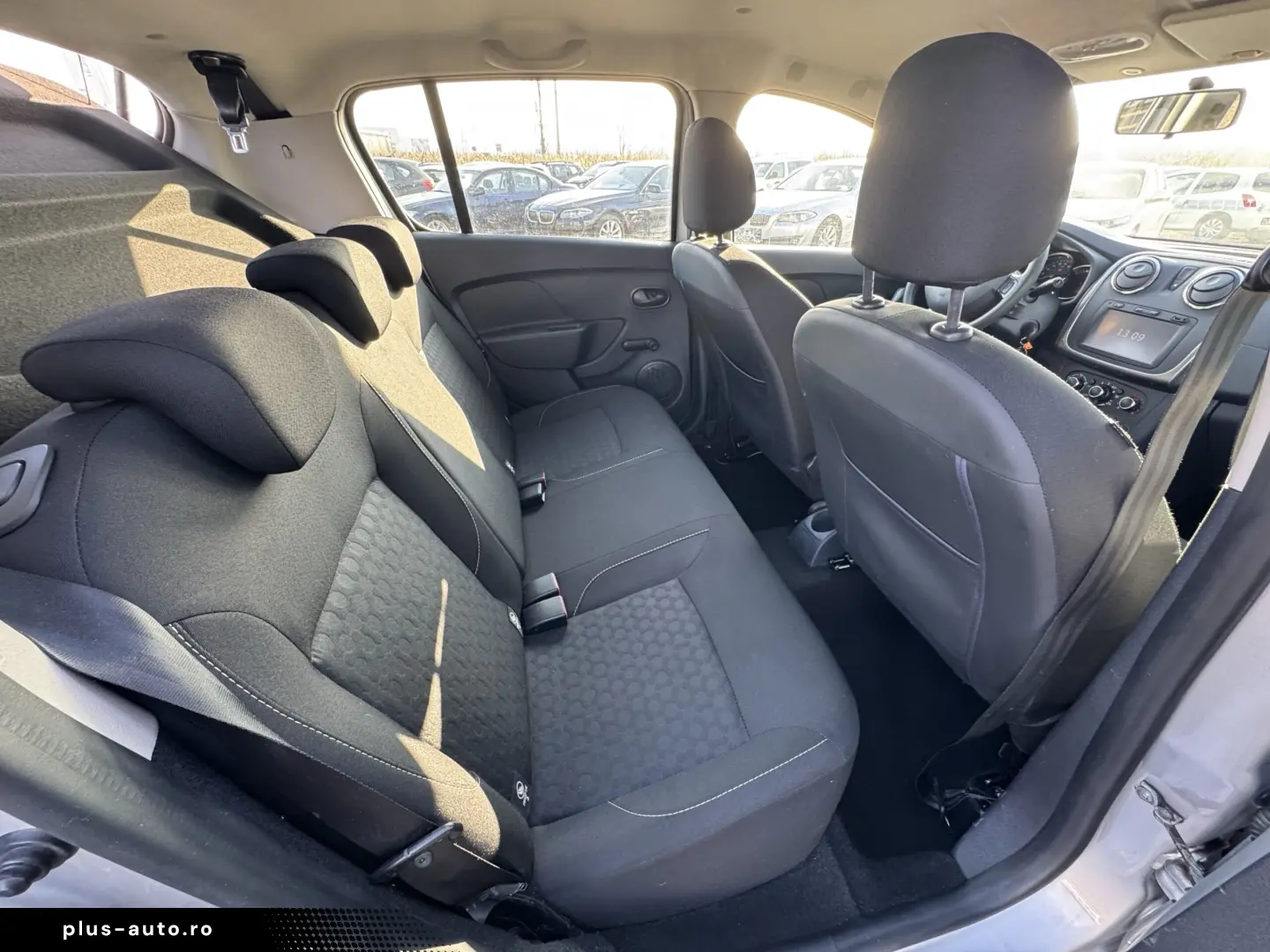 DACIA SANDERO    EURO 6    NAVIGATIE    AC