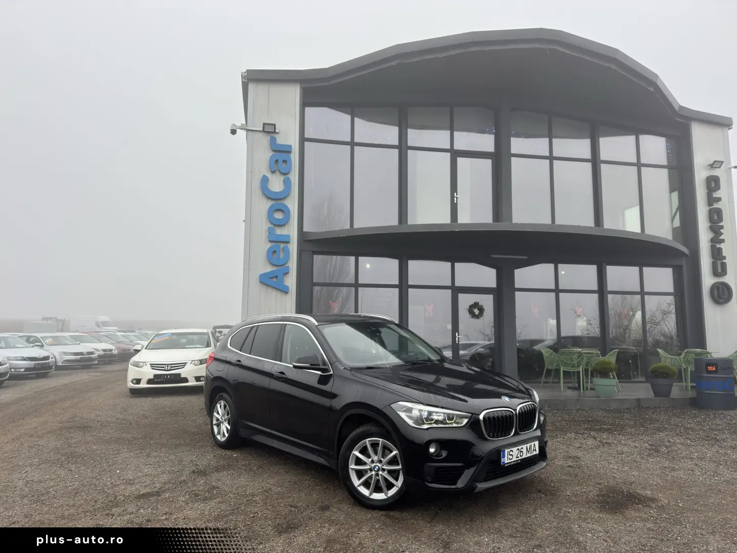 BMW X1 18d    xDrive