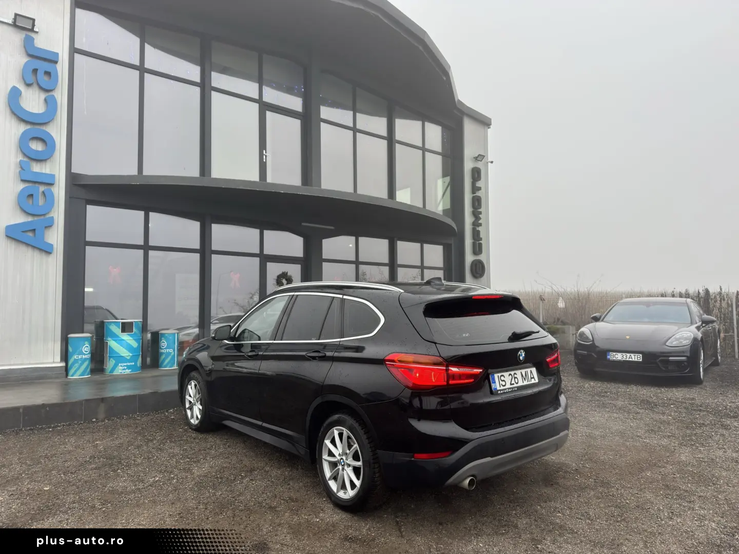 BMW X1 18d    xDrive