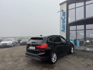 BMW X1 18d    xDrive