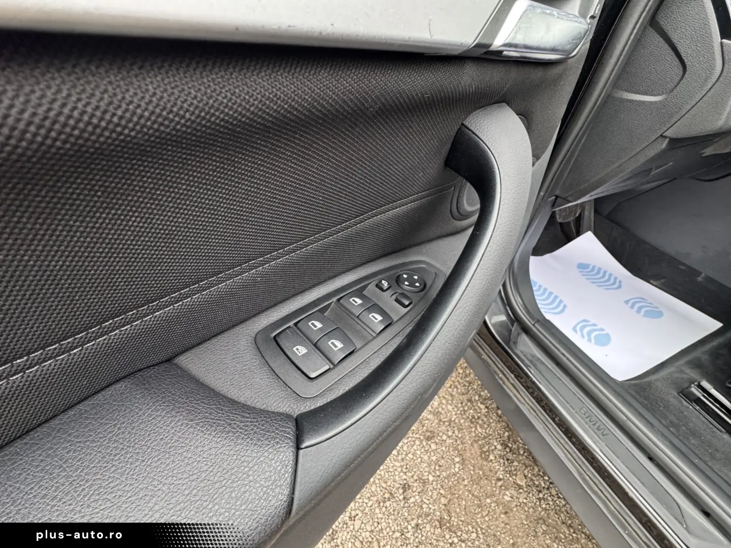 BMW X1 18d    xDrive