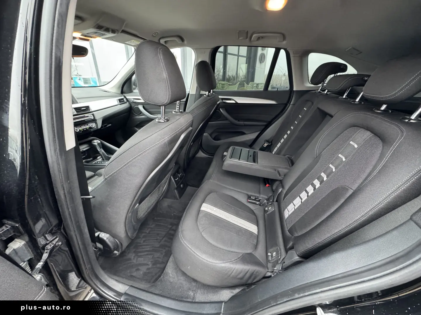 BMW X1 18d    xDrive