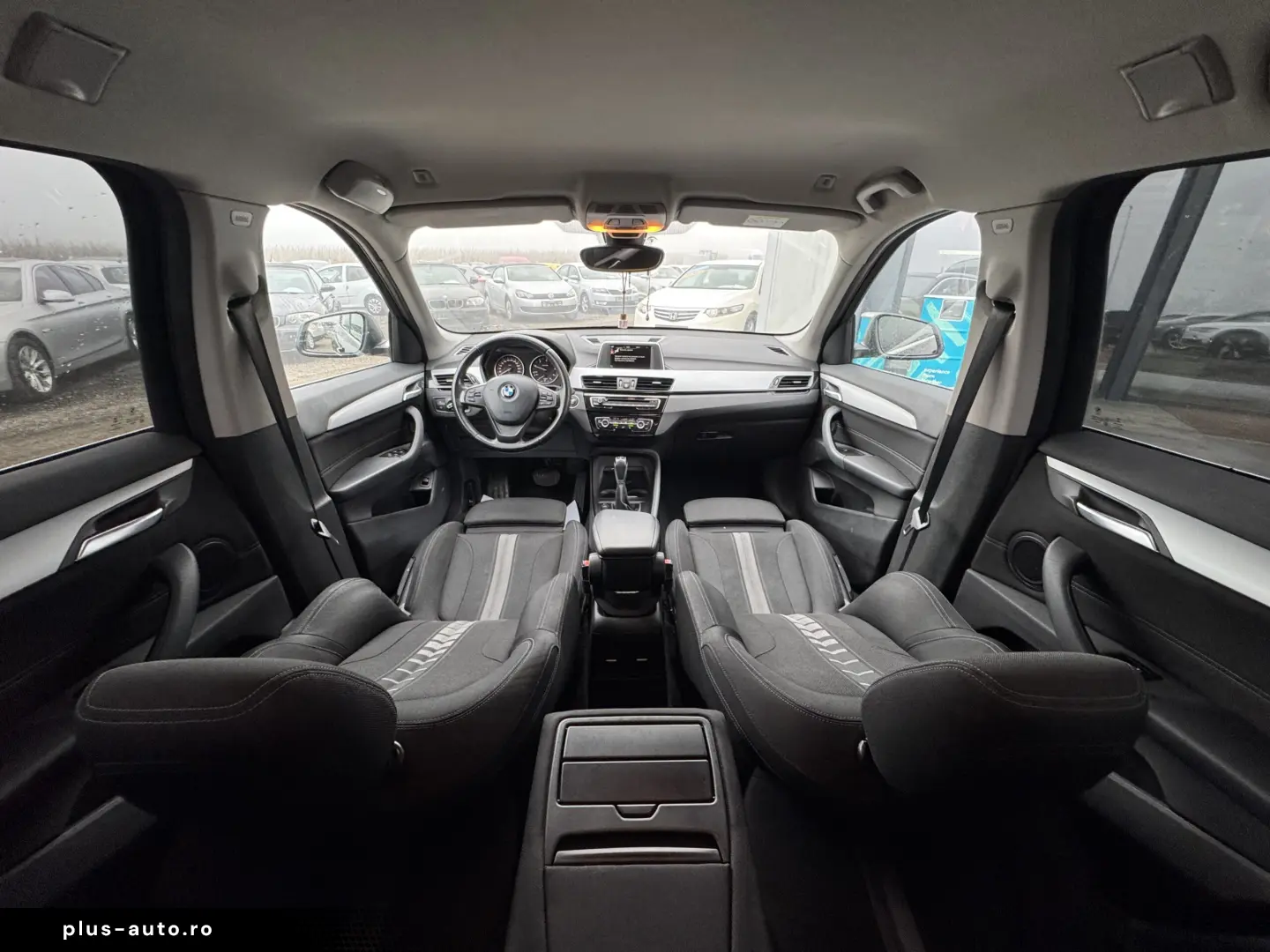 BMW X1 18d    xDrive