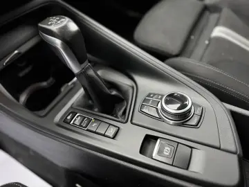 BMW X1 18d    xDrive