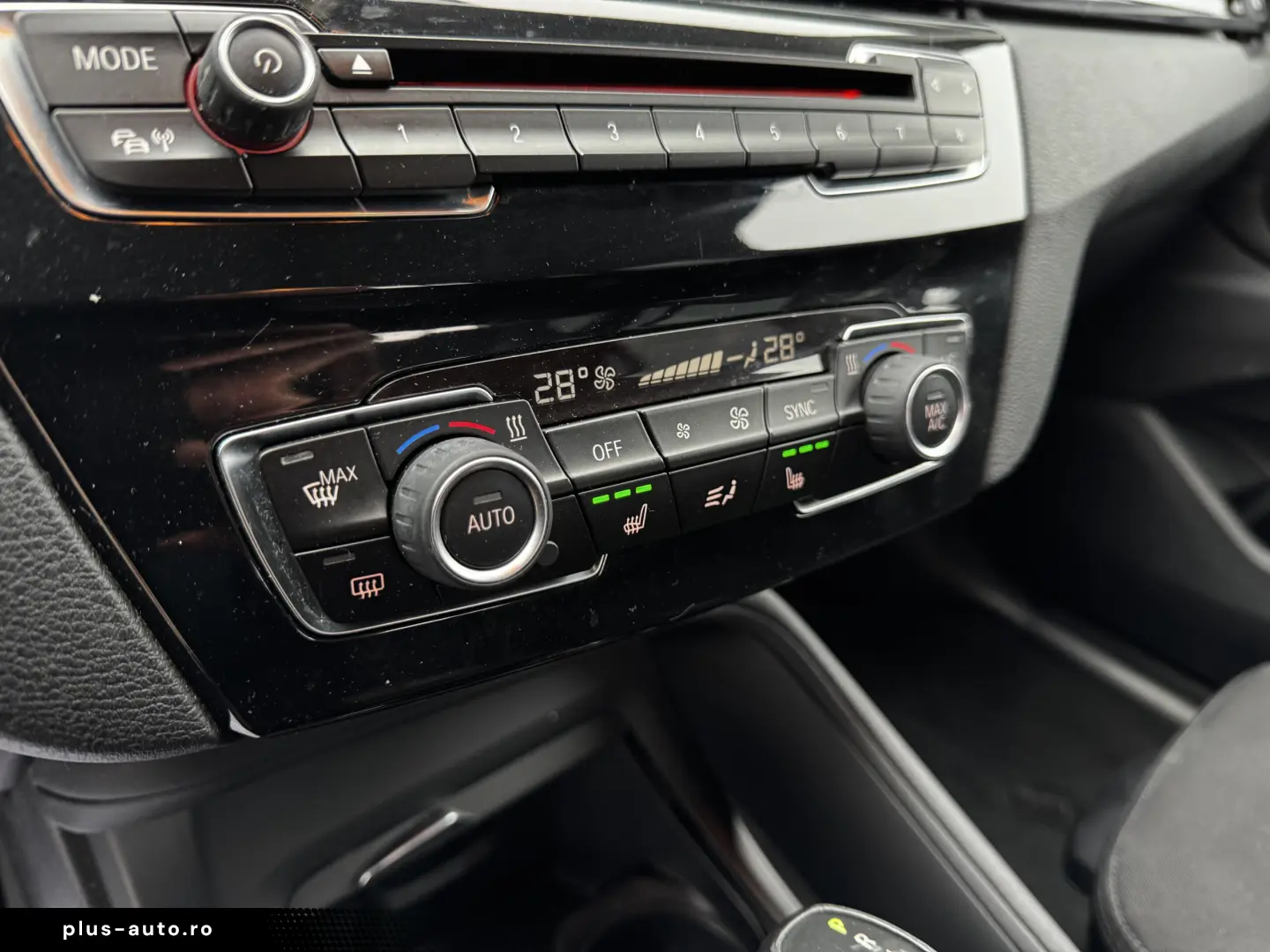 BMW X1 18d    xDrive