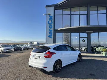 FORD FOCUS    INTERIOR RECARO